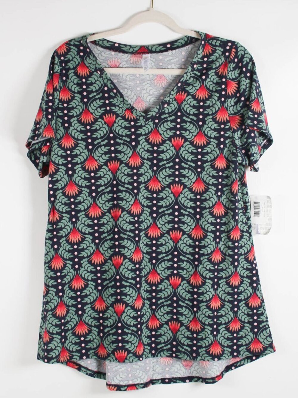 LuLaRoe Christy Tee L Botanical Floral Print V-Neck Top NWT